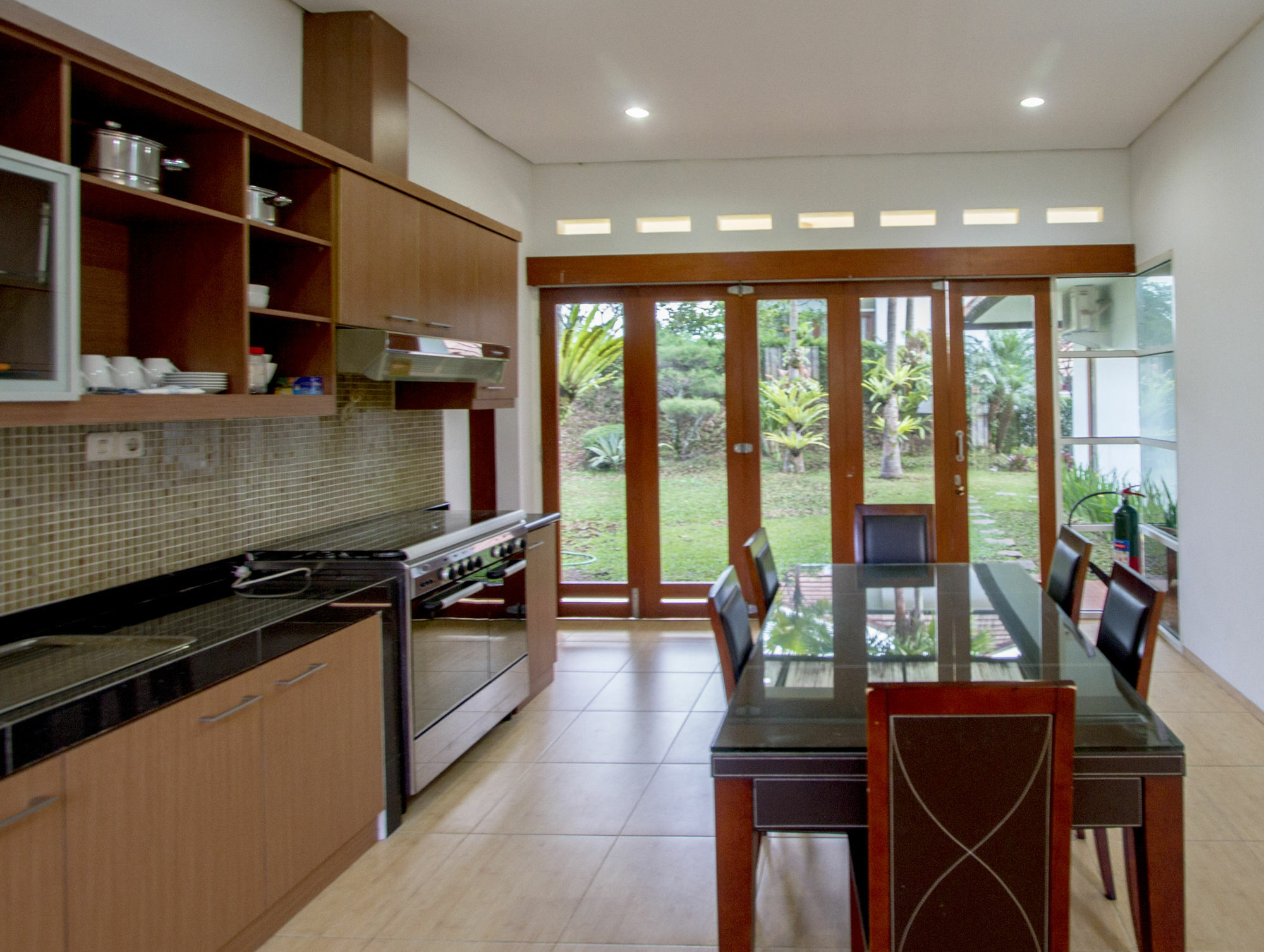 Kencana Villa Dago บันดุง ภายนอก รูปภาพ